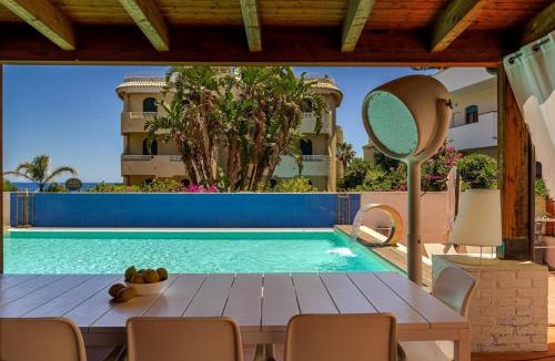 Recanati Apartment | Villa Cori with Private Pool near Taormina