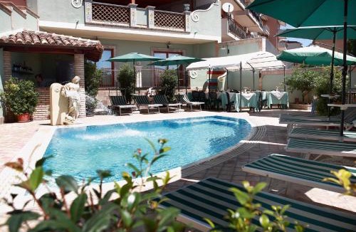 Giardini Naxos Bed & Breakfast | Villa Cristina