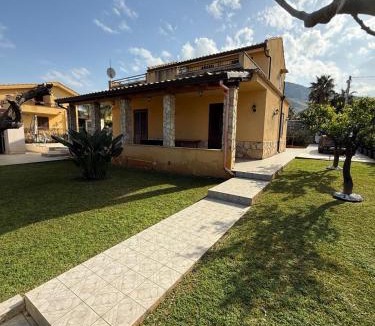 Torre Colonna-sperone House | Villa Cusimano