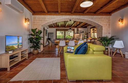 Chiaramonte Gulfi Villa | Villa Cutrera 8, Emma Villas
