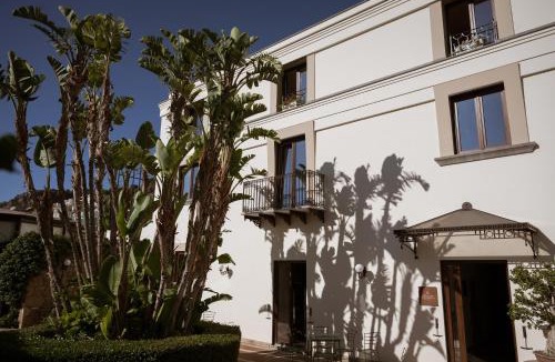 Cefalu Hotel | Villa Dei Melograni Boutique Hotel