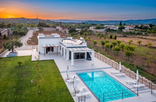 Noto Marina Villa | Villa Dei Tre Colli - Noto