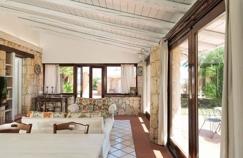 Syracuse Villa | Villa del Mito - Holiday Villa Rental by the Sea in Plemmirio, Sicily