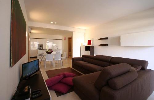San Vito Lo Capo Villa | VILLA DELFINI 2-12 Pax