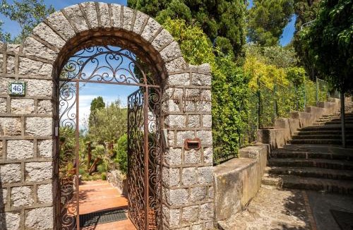 Anacapri Bed & Breakfast | Villa Donna Carolina Capri