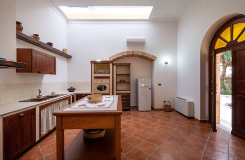 Morciano di Leuca Villa | Villa 'Ermy Tre' close to the Sea with Pool & Wi-Fi