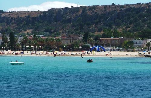 San Vito Lo Capo Bed & Breakfast | Villa Faro B&B