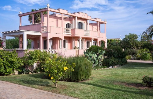 Caucana-finaiti-casuzze-finaiti Nord Villa | Villa Festosa - Luxury retreat by the beach