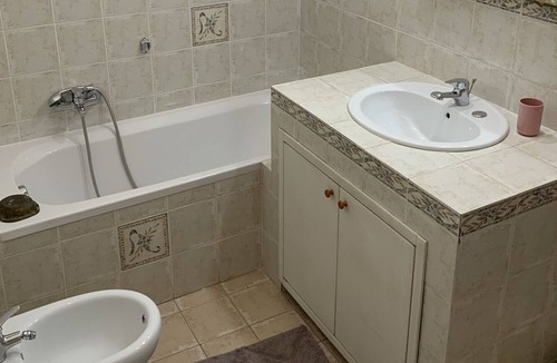 Mondello Villa | Villa Filly, Indipendente con Ampio Giardino, a Pochi Passi Dalla Spiaggia