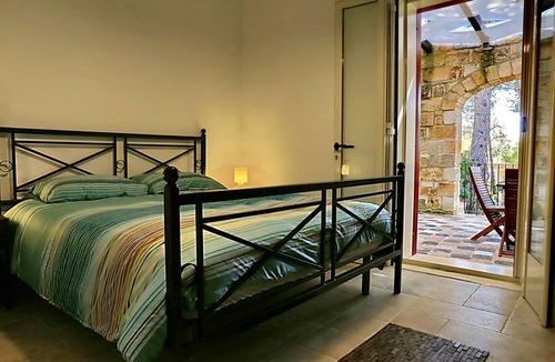 San Pietro in Bevagna Villa | Villa for 8 people in the middle of a tree-covered park of 7000m2
