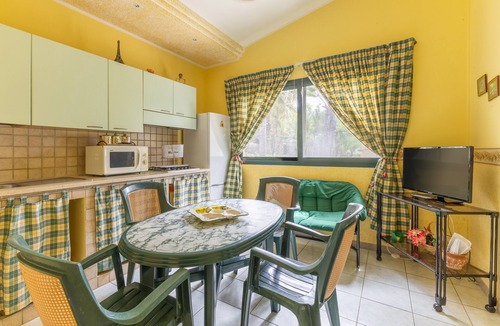 Donnalucata Villa | Villa 'Fronte Mare Liolà - 4 guests' with Sea View, Private Beach Access