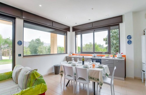 Solarino House | Villa Germano with Pool, Mountain View, Wi-Fi & Air Conditioning