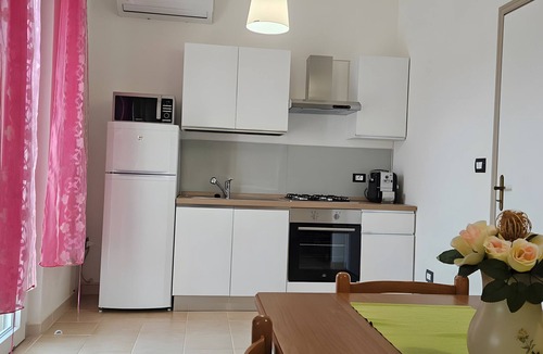 Alcamo Marina Villa | Villa 'Giulia' with Sea View, Wi-Fi and Air Conditioning