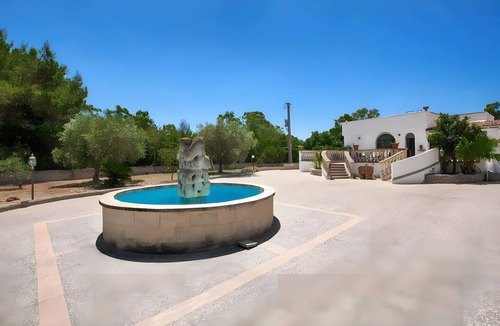 Presicce Villa | Villa 'Grande Cazzato Vicino Al Mare' with Private Terrace, Private Garden and Air Conditioning