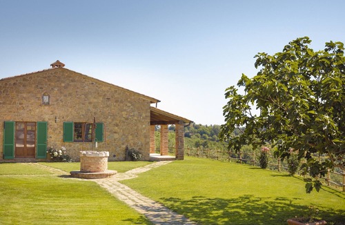 Montepulciano Villa | Villa I Girasoli in Montepulciano with Swimming pool