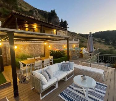 Altavilla Milicia House | Villa Ibiscus