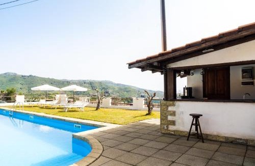 Piedimonte Etneo Villa | Villa immersa nel verde dell Etna