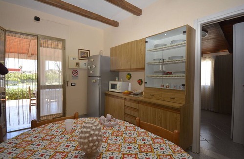 Brucoli Villa | Villa in Brucoli with 2 bedrooms sleeps 6