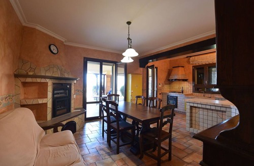 Brucoli Villa | Villa in Brucoli with 4 bedrooms sleeps 10