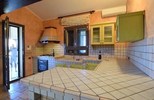 Brucoli Villa | Villa in Brucoli with 4 bedrooms sleeps 10