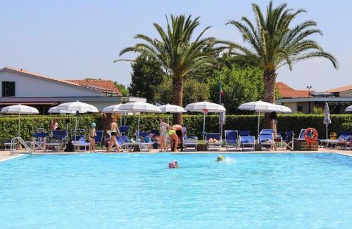 Marina di Cecina Apartment | Villa in Cecina Mare near Sandy Beaches