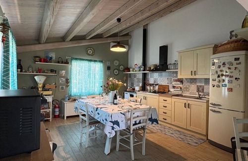 Chiaramonte Gulfi Villa | Villa in Chiaramonte Gulfi with 3 bedrooms sleeps 6