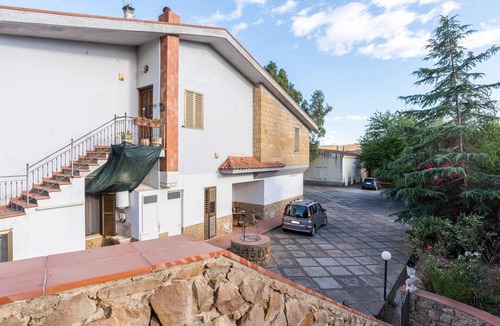 Assoro House | Villa in Enna with Pool near Sicily Outlet