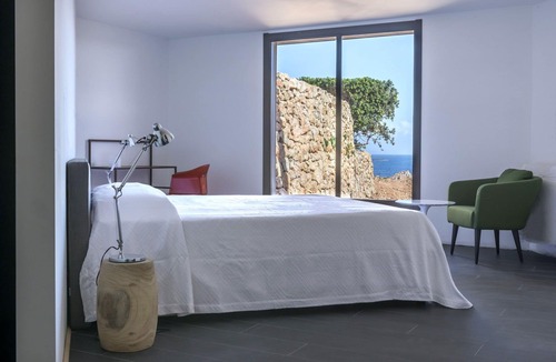 Favignana Villa | Villa in Favignana with 6 bedrooms sleeps 12