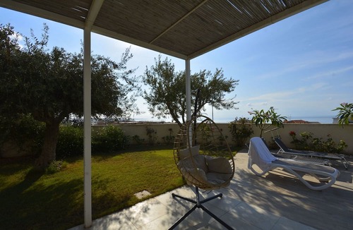 Ragusa Villa | Villa in Marina Di Ragusa with 3 bedrooms sleeps 7
