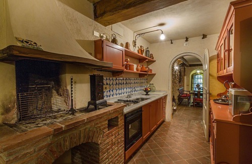 Vorno Villa | Villa in Pisa with 7 bedrooms sleeps 14