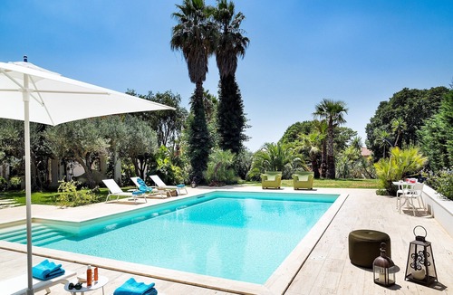 Salemi Villa | Villa in Salemi with Pool and Garden
