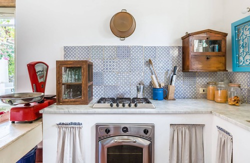 Archi House | Villa Dogana, country house with pool overlooking the sea and Etna.