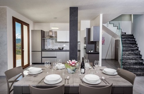 Scopello Villa | Villa Del Golfo - villa with pool and sea views