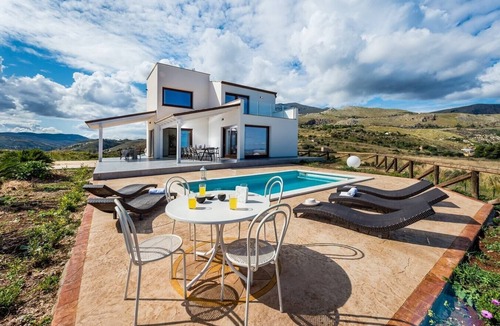 Scopello Villa | Villa Del Golfo - villa with pool and sea views