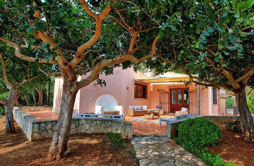 Scopello Villa | Villa Petra–Villa with pool and tennis court near Scopello, Sicily