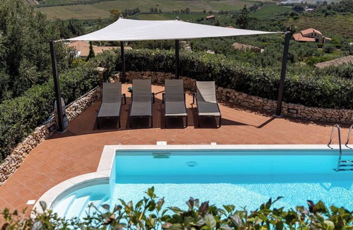Scopello Villa | Villa Petra–Villa with pool and tennis court near Scopello, Sicily