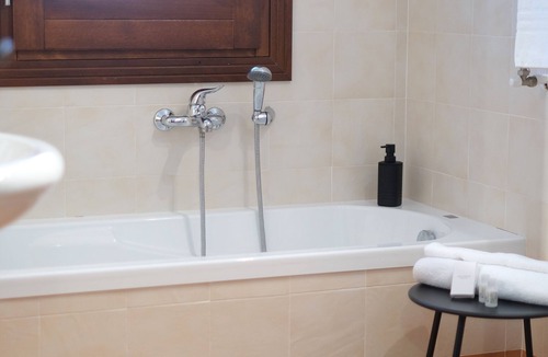 Contrada Pistavecchia 2 Villa | VILLA OXIDIANA with Private Pool and Garden