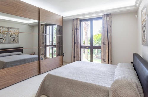 Marsala Villa | Villa Jolie - Luxury Villa with Swimming Pool x8
