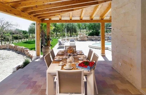 Noto Villa | Villa kika