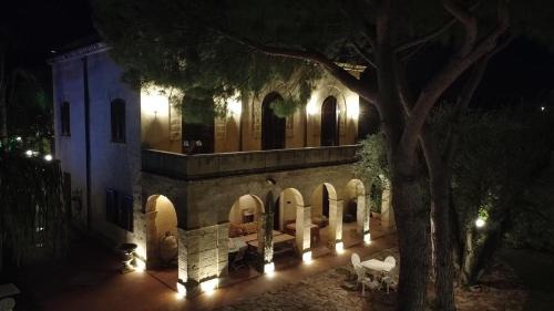 Cinisi Villa | Villa Kinisia, antica dimora siciliana