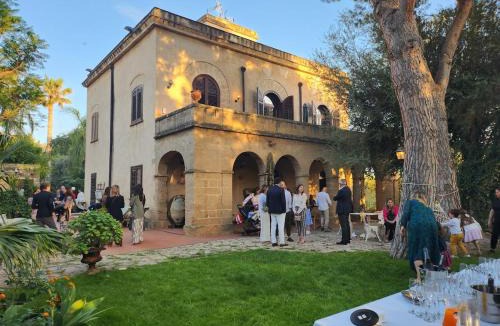 Cinisi Villa | Villa Kinisia, antica dimora siciliana