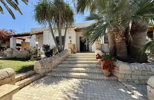 Cava dʼAliga Villa | Villa Lùmea