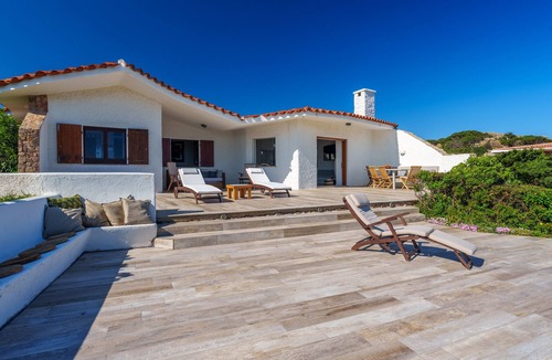 Portobello di Gallura Villa | Villa 'La Contredda Portobello' with Sea View, Wi-Fi and Air Conditioning