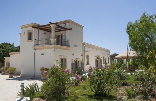 Oria Villa | Villa La Dolce Vita