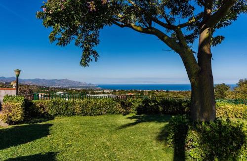 Santa Venerina Villa | Villa La Vigna by Letstay
