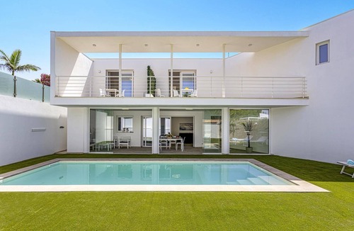 Marina di Ragusa Villa | Villa Laire by Villa Plus