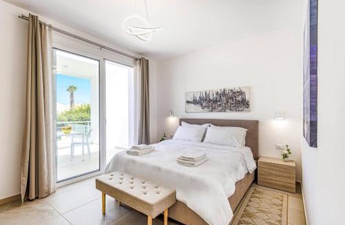 Marina di Ragusa Villa | Villa Laire by Villa Plus