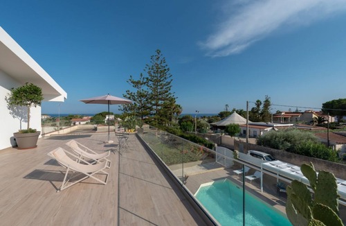 Fontane Bianche Villa | Villa Livia - Villa with pool