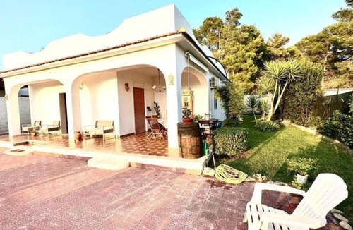 Fontane Bianche Apartment | Villa Lucia Whit Salt Pool