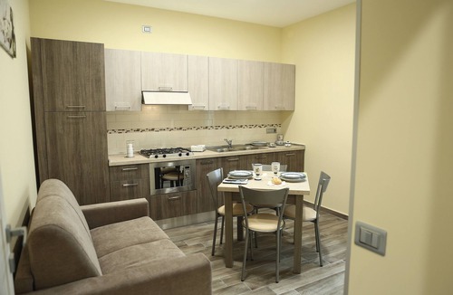 Pompei Apartment | Villa Magiola - Two-room apartment Briseide at 200 meters from the Pompeii excavations Parking for free